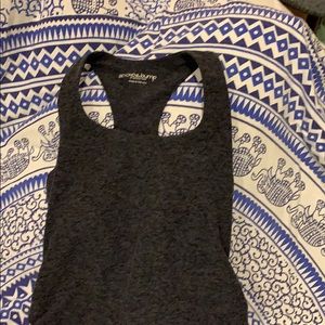 Most amazing workout top for pregnancy